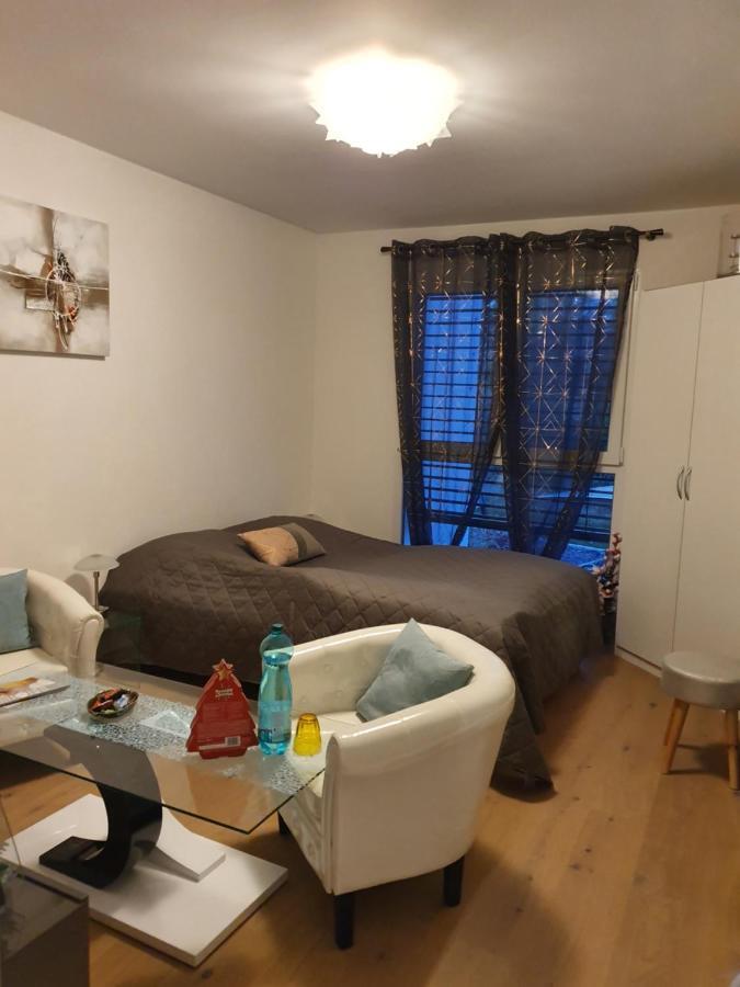 Chambre Aux Bord De L'Areuse Екстериор снимка